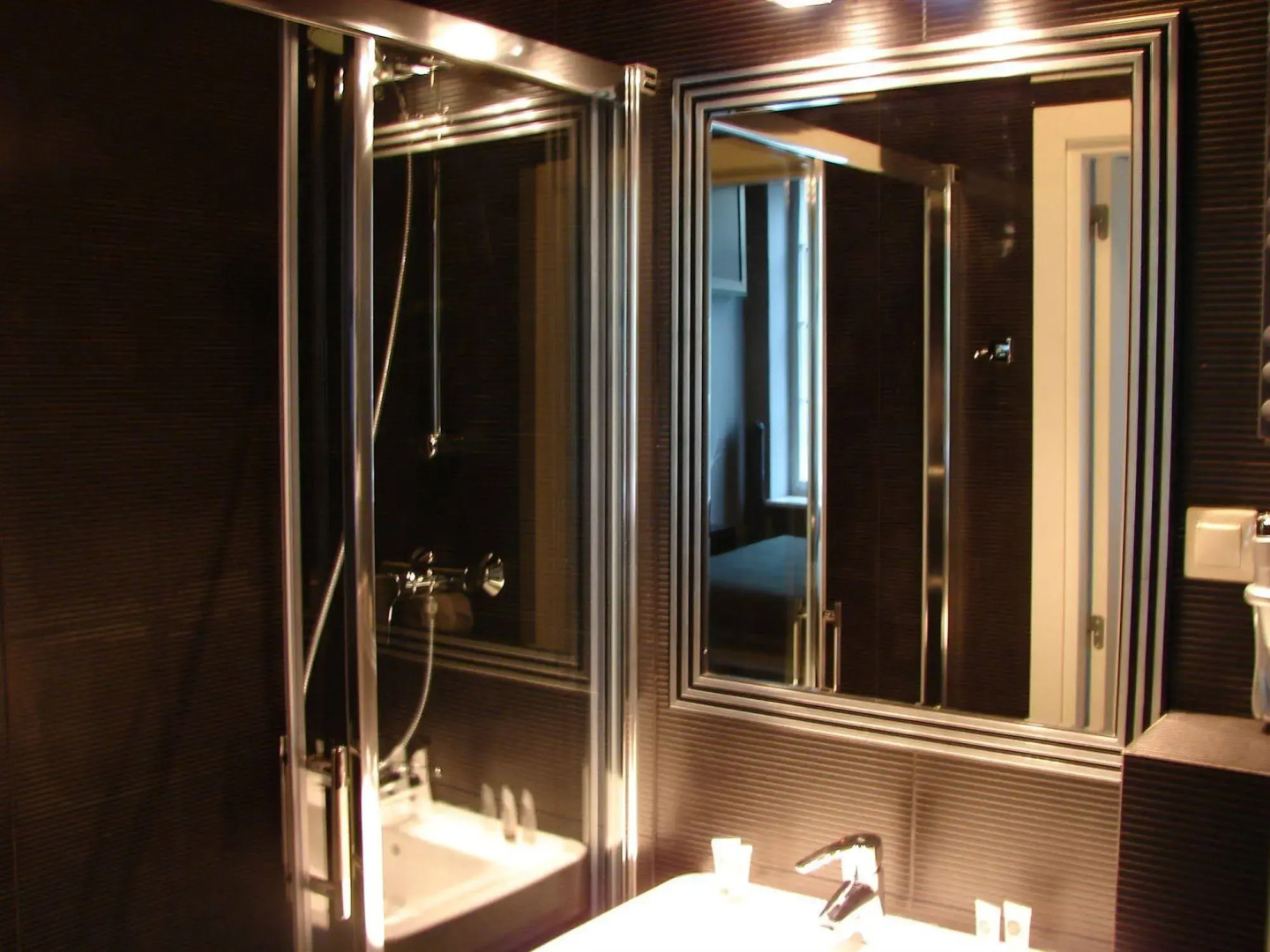 Photo - SLEEPWELL NOWY ŚWIAT - courtyard entrance Ordynacka 14St