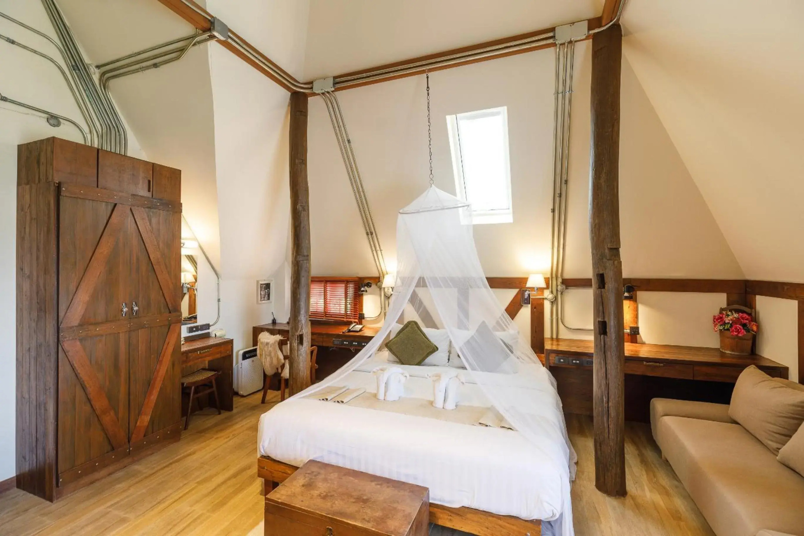 Photo - Le Charcoa Hotel