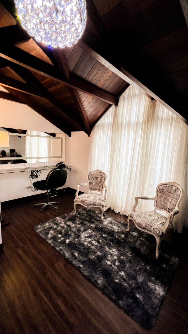 Photo - Johnscher by SJ - San Juan Curitiba