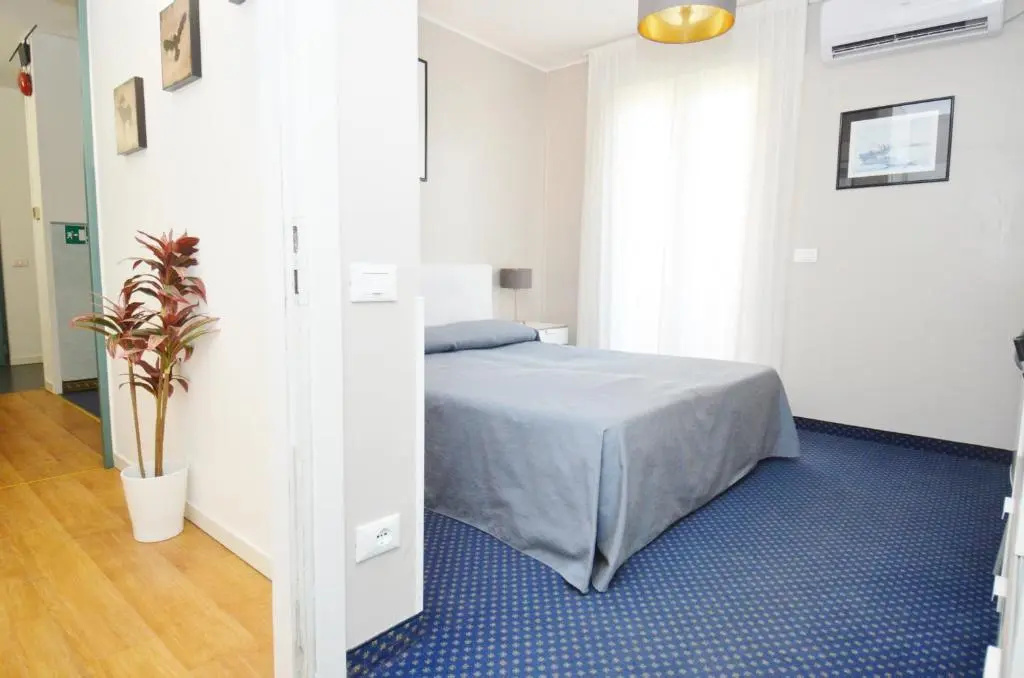 Photo - Ute Hotel