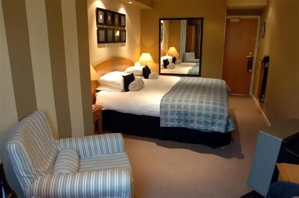 Foto - Hotel Manor - Datchet, Windsor