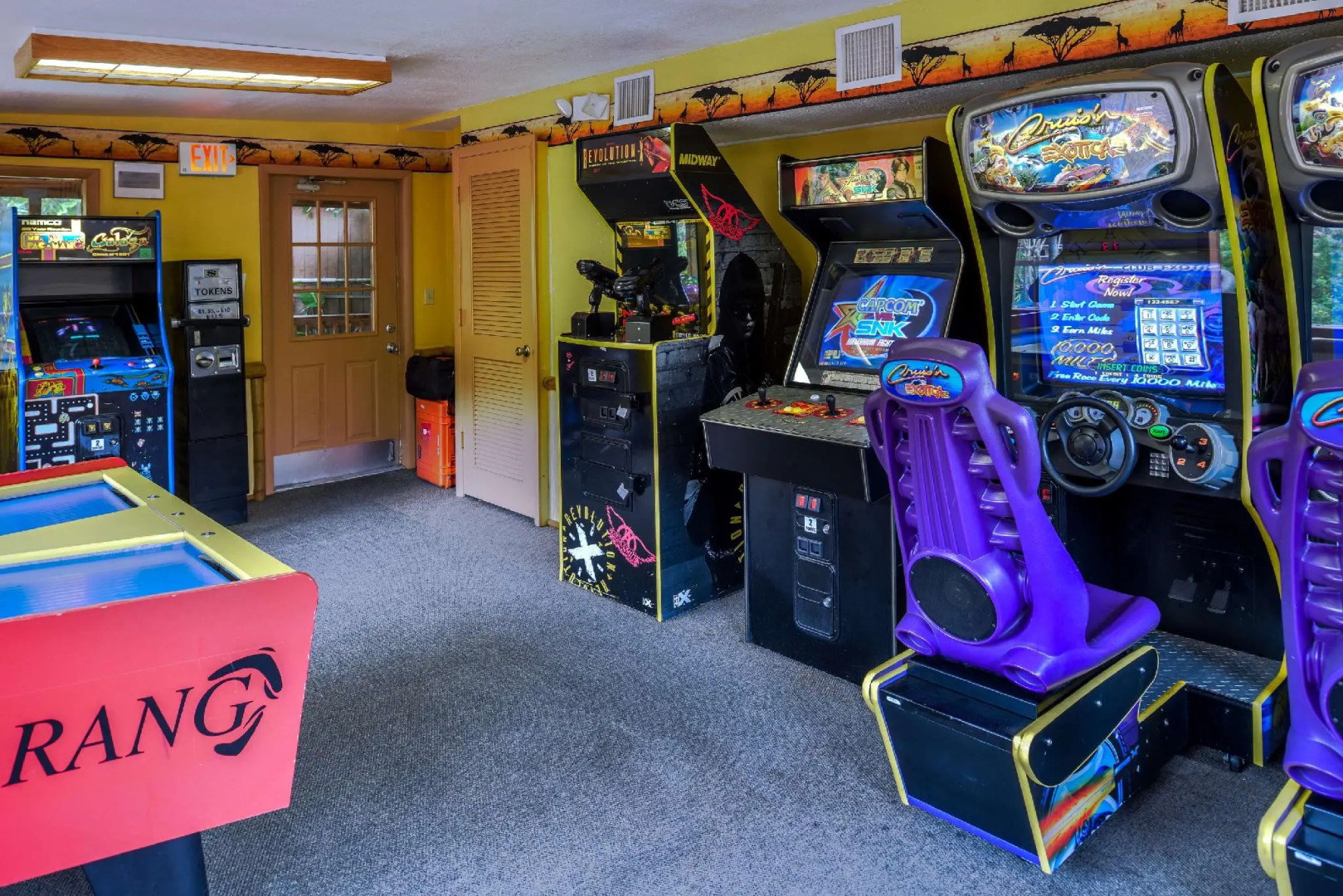 Photo - Parkway International Resort