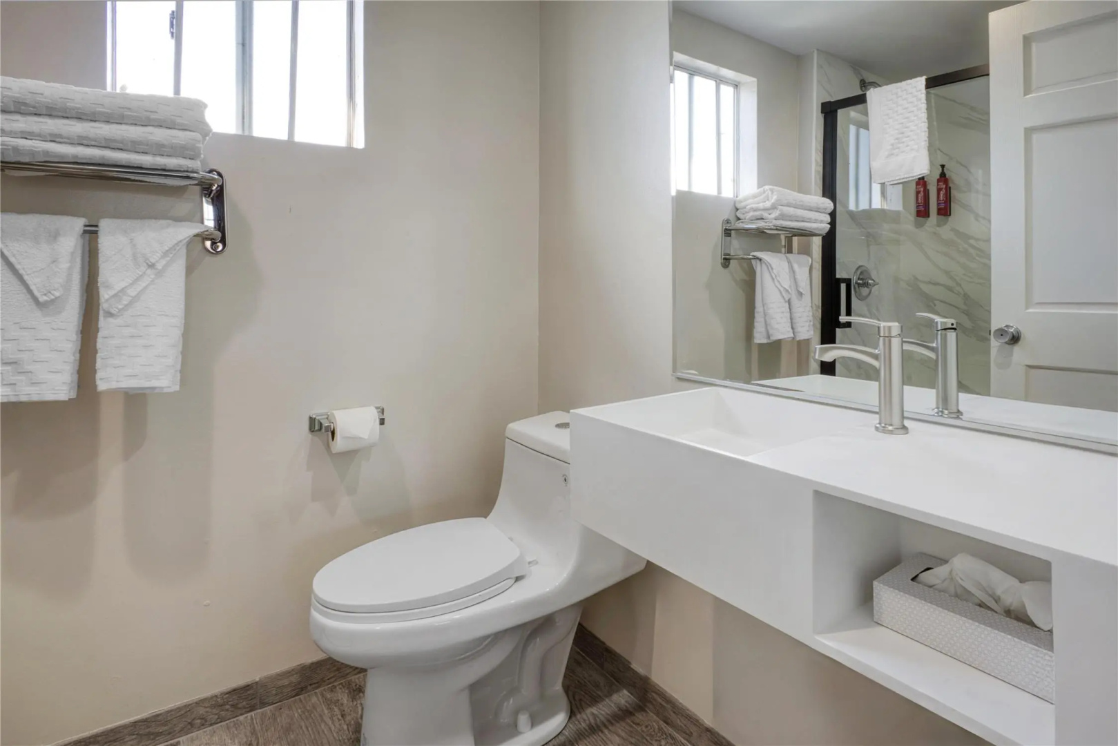 Photo - SureStay Hotel by Best Western San Rafael
