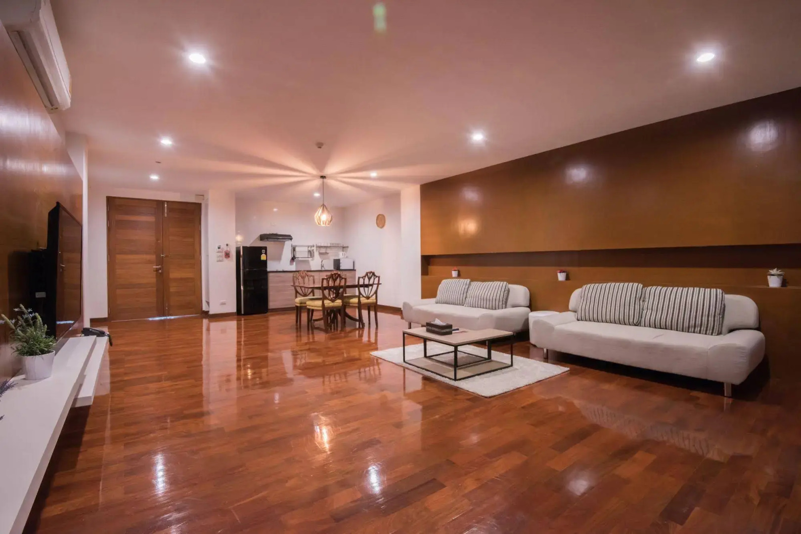 Foto - Benviar Tonson Residence