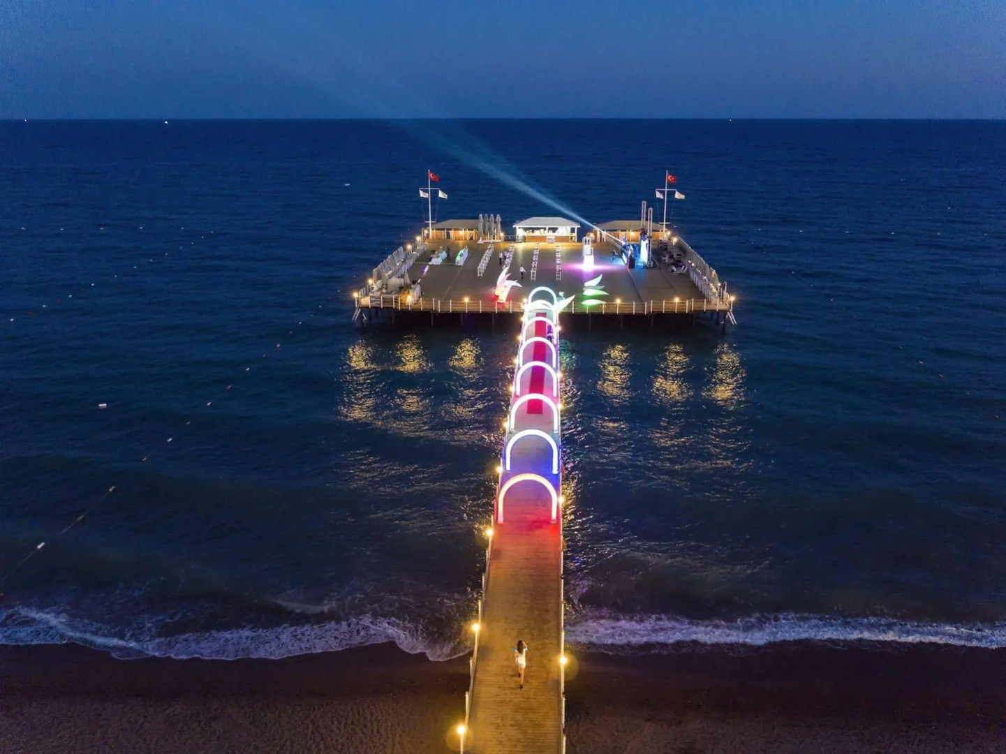 Photo - Royal Seginus