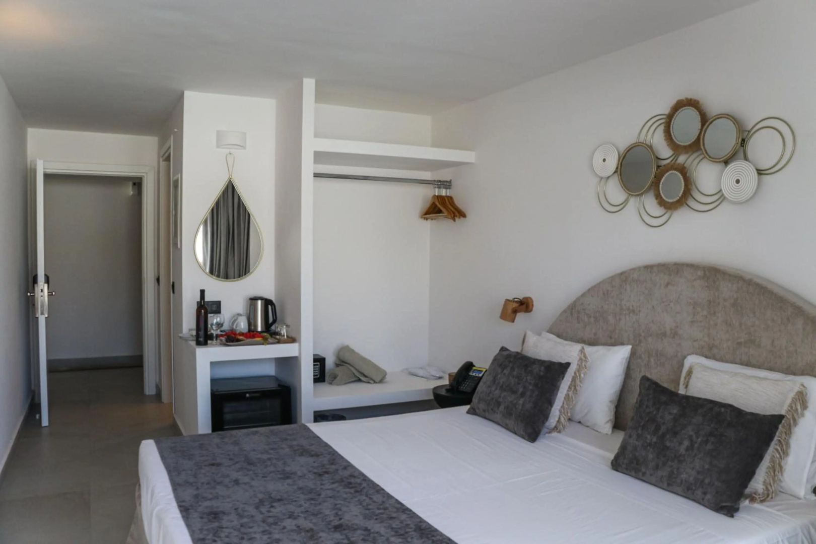 Photo - Kamari Beach Hotel - All inclusive