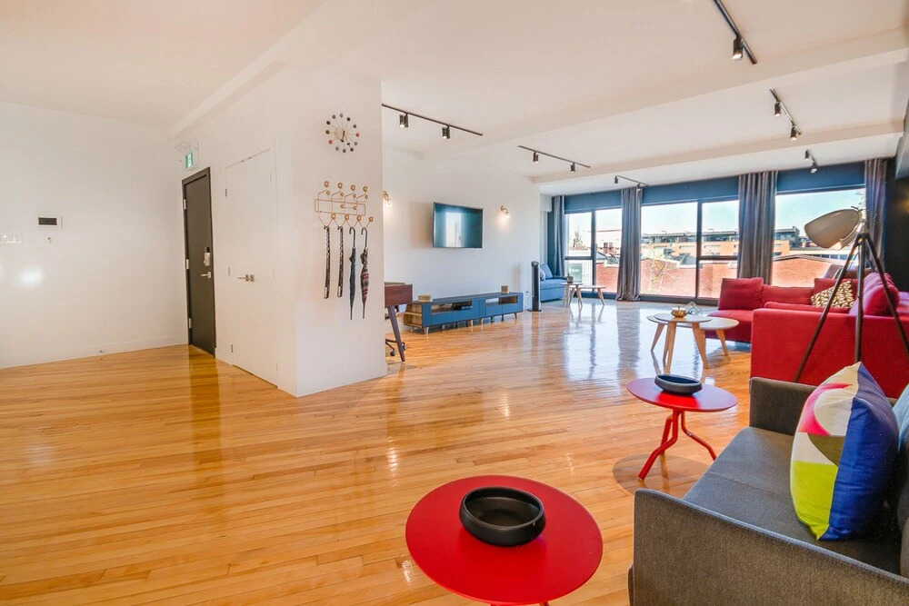 Foto - LiV MTL Plaza