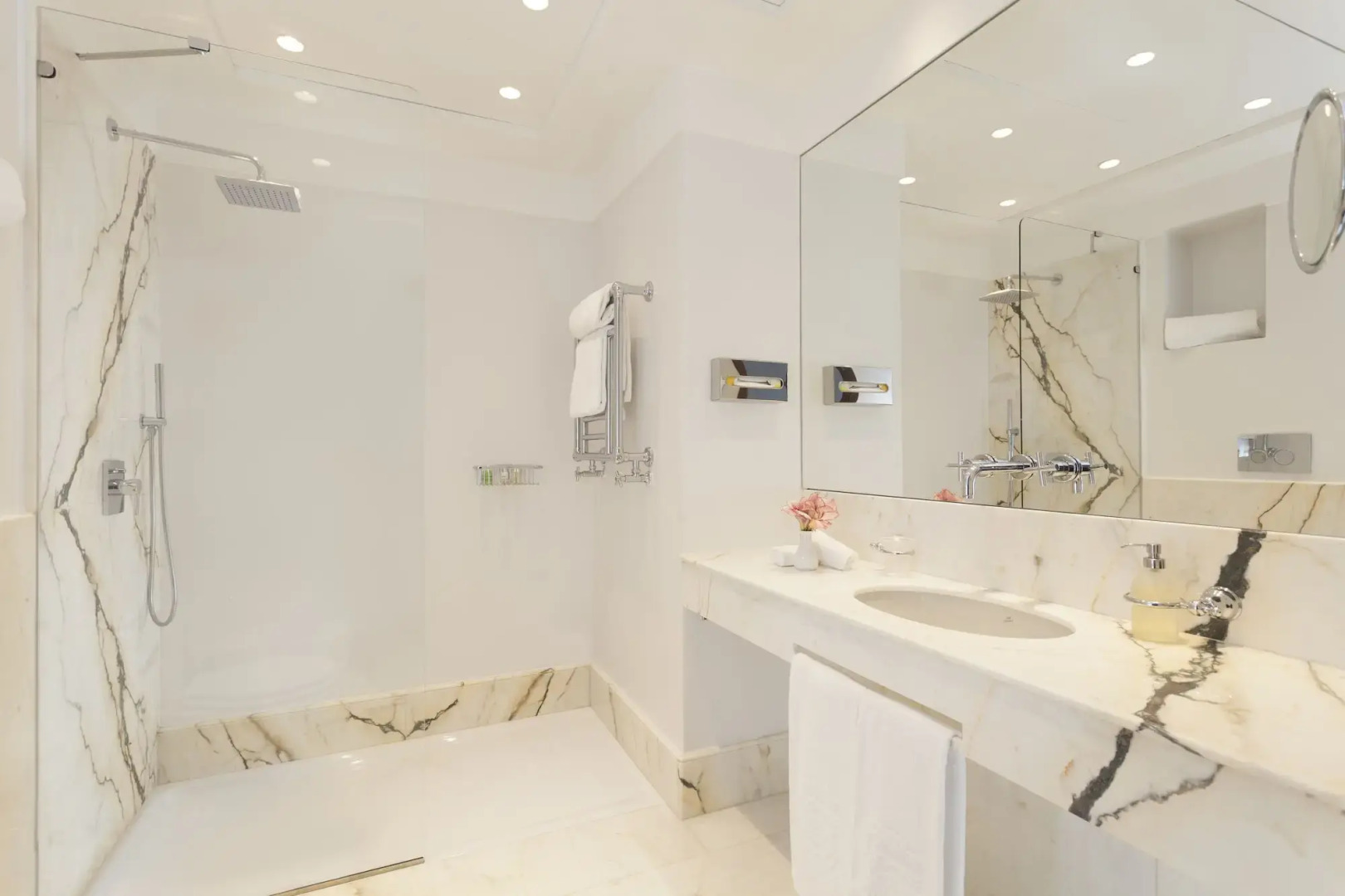 Photo - Grand Hotel Cocumella