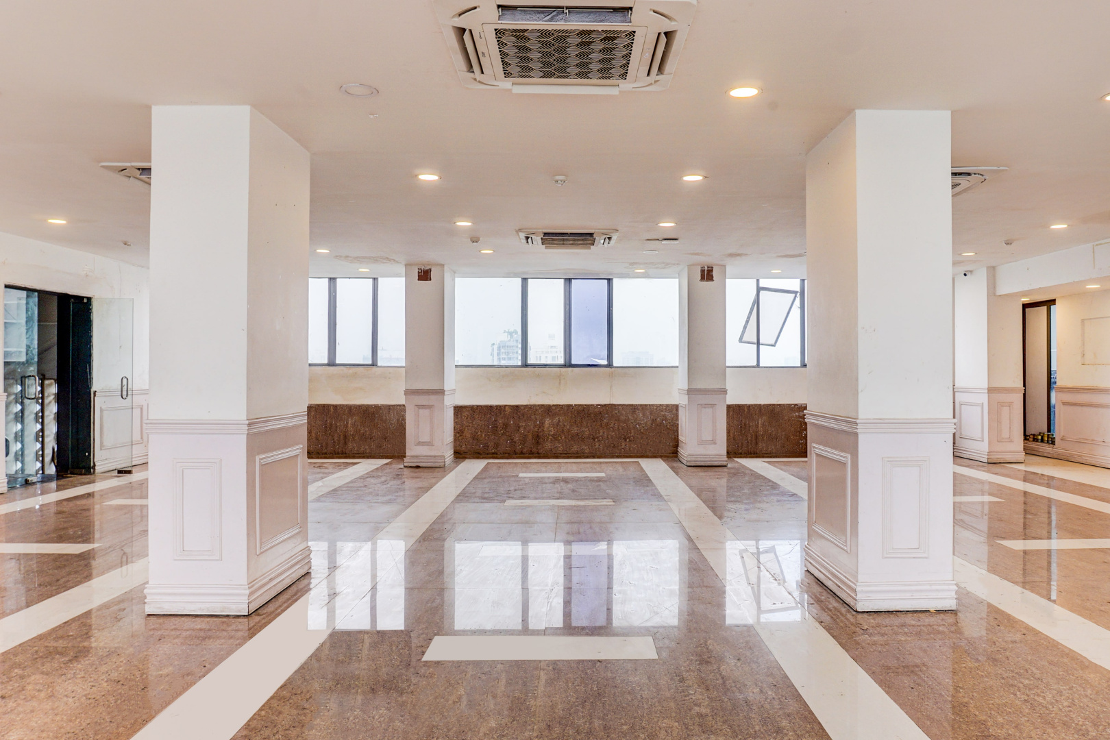 Photo - Townhouse Bombay Exhibition Centre Goregaon