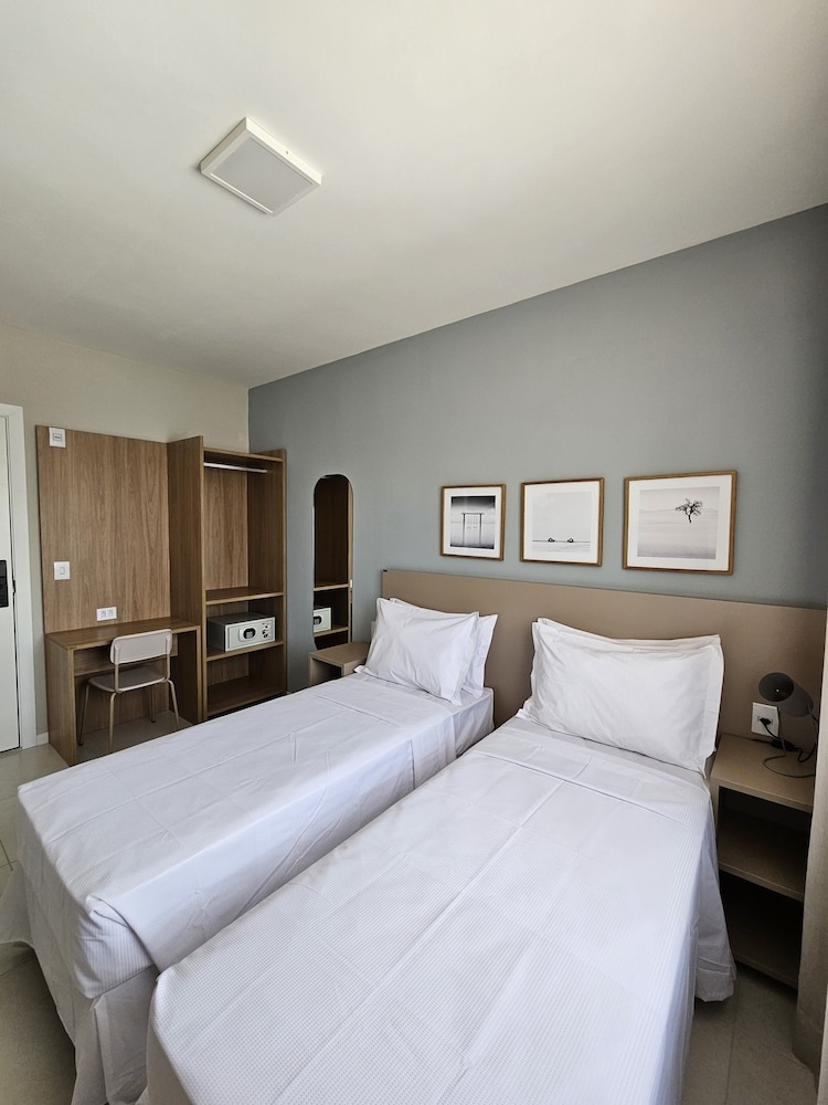 Aero Hotel