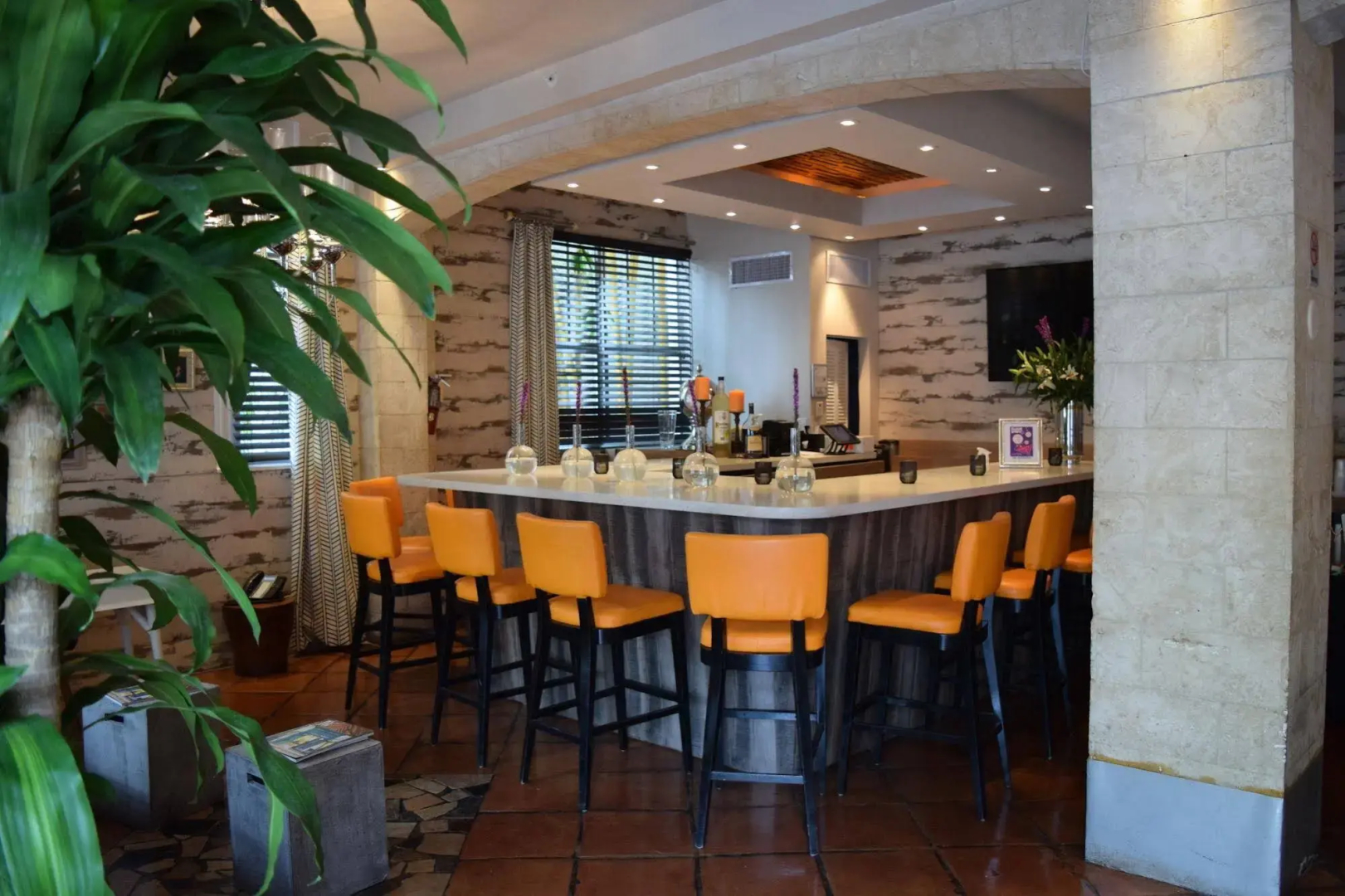 Photo - Shelley Hotel