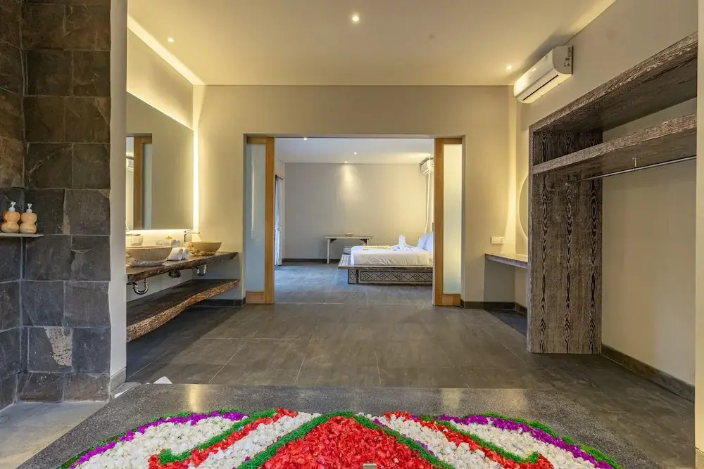 Photo - Brand new Luxury 3BR villa Ethnic Ubud # 1