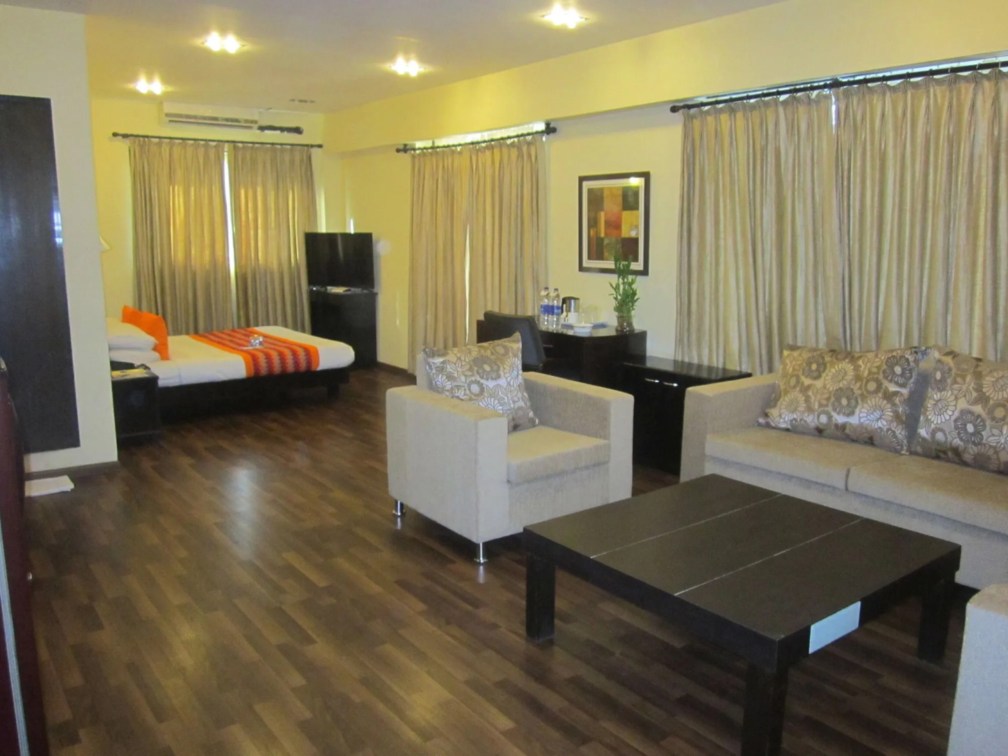 Photo - Hotel Orritel West