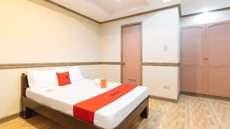 Foto - RedDoorz Plus at Canley Residential