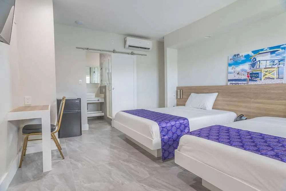 Photo - The Biscayne Hotel