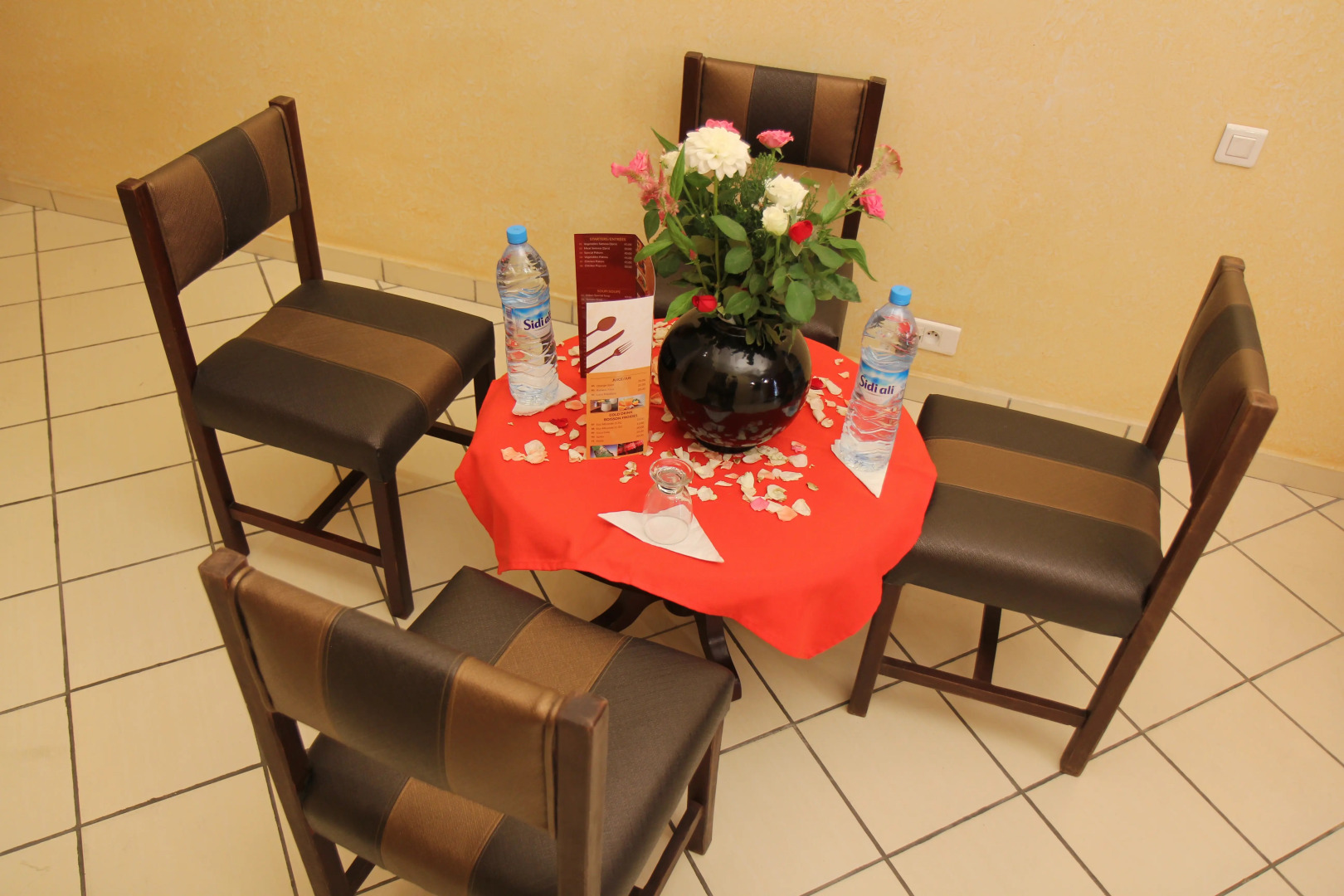 Photo - New Farah Hotel