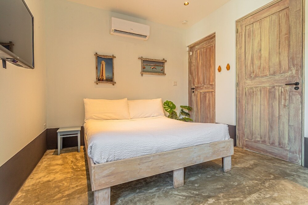 Photo - Luxurious OCEAN VIEW Getaway