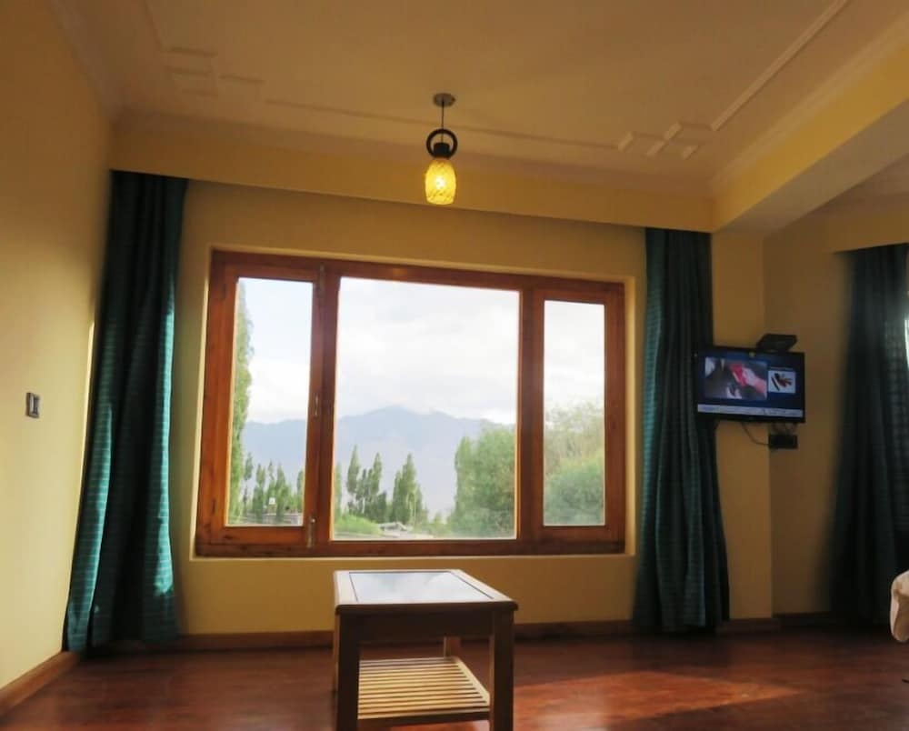 The Grand Ladakh
