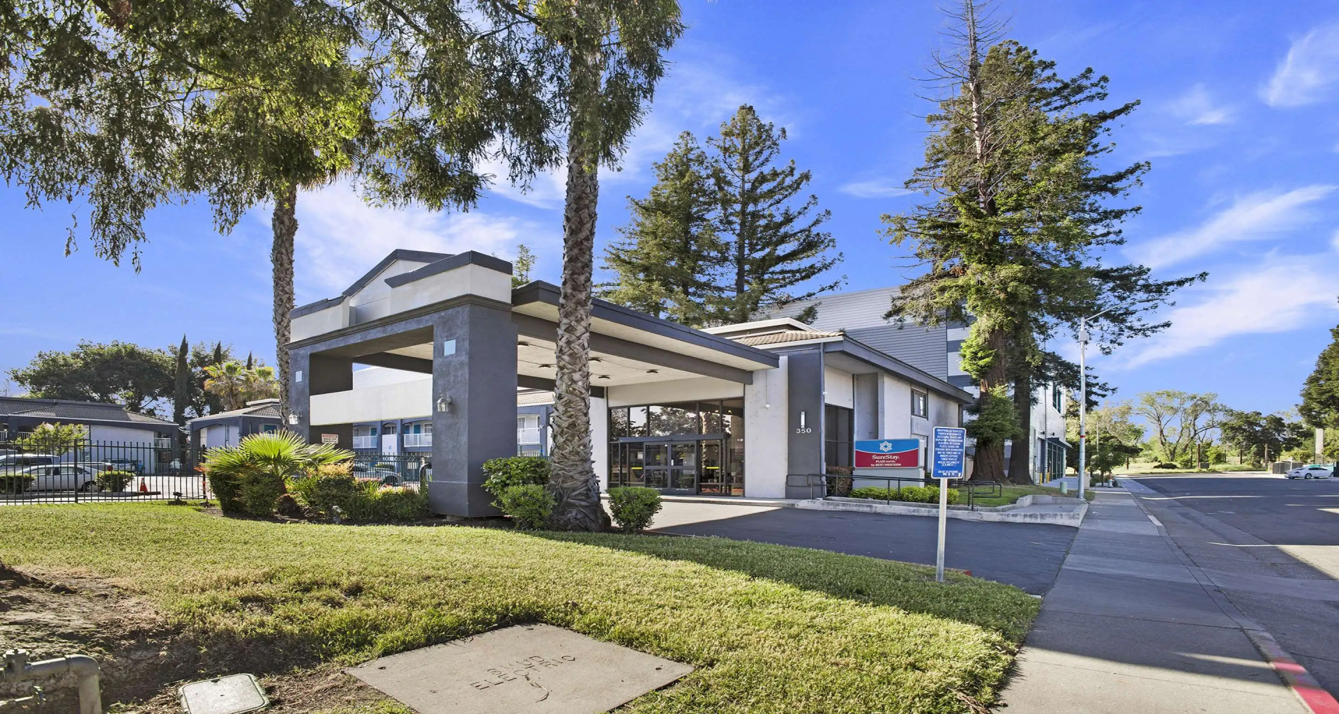 Foto - SureStay Plus Hotel by Best Western Sacramento North