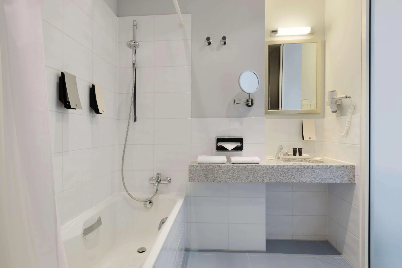 Foto - Ramada by Wyndham Frankfurt Central Station
