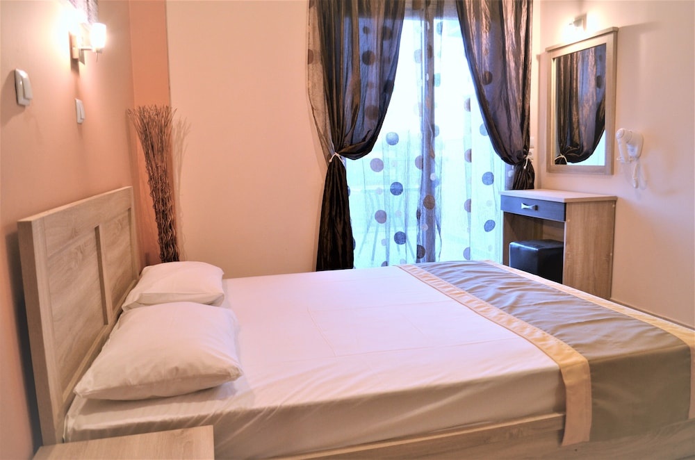 Thassos Grand Villas Apartments &Studios