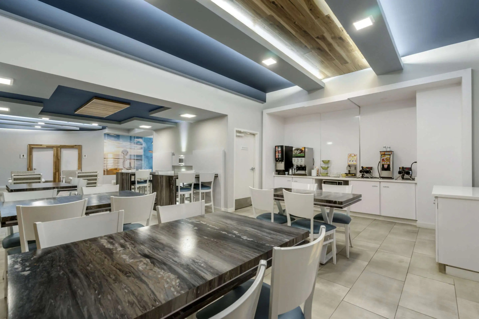 Foto - Clarion Pointe Tampa-Brandon Near Fairgrounds and Casino