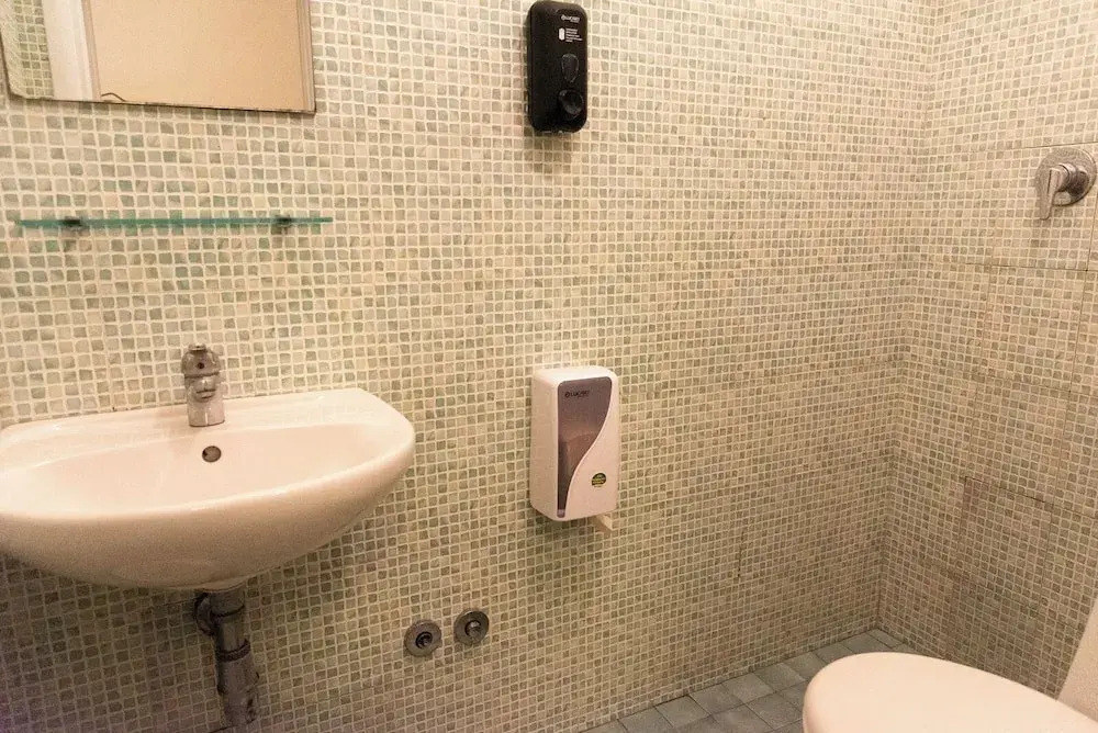 Photo - Sunflower Beach Backpacker Hostel & Bar