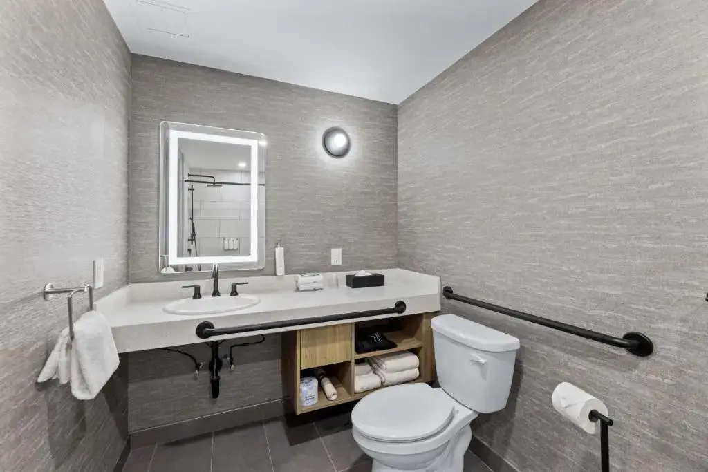 Photo - Sandman Signature Dallas Las Colinas Hotel & Suites