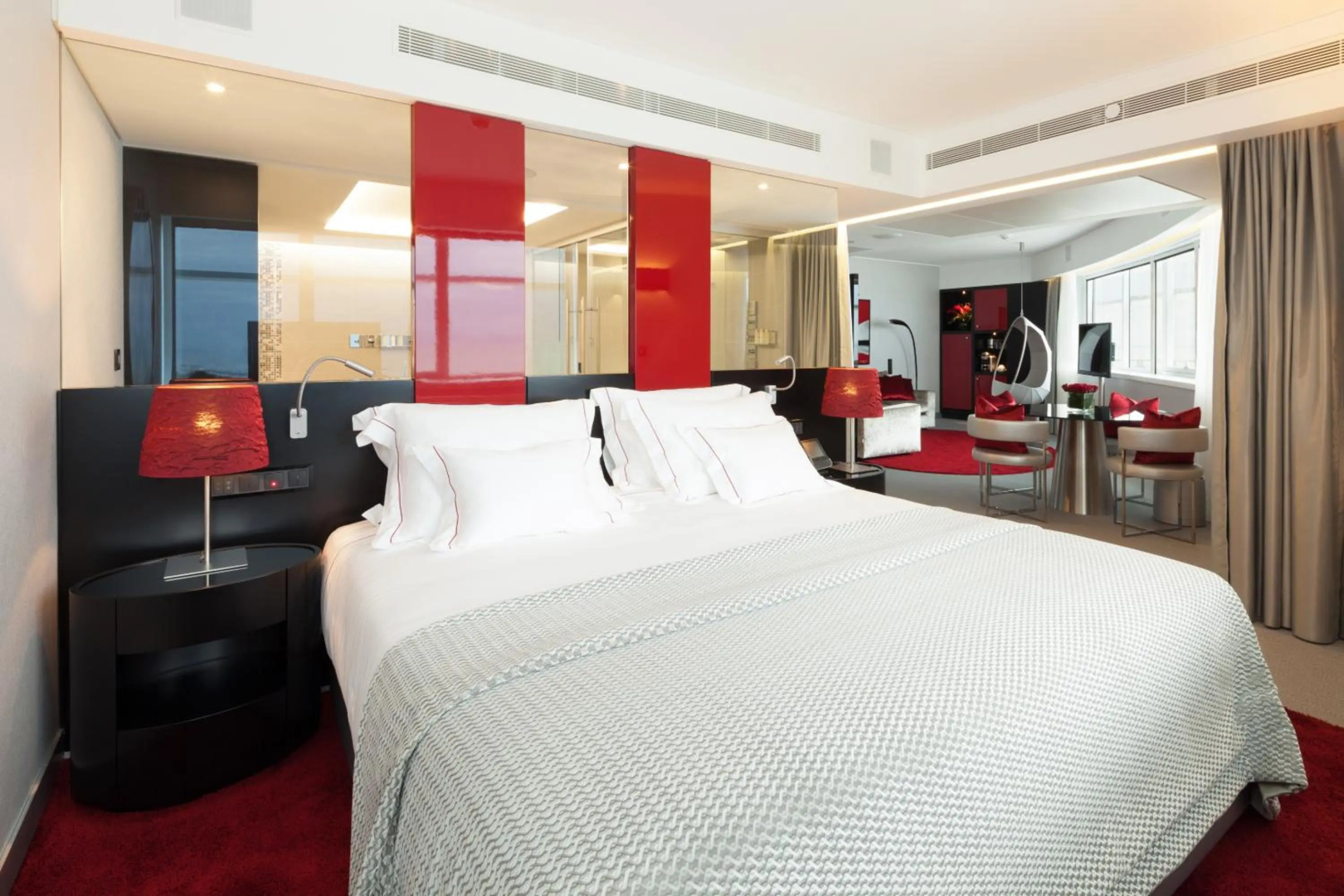 Photo - Myriad by SANA Hotels