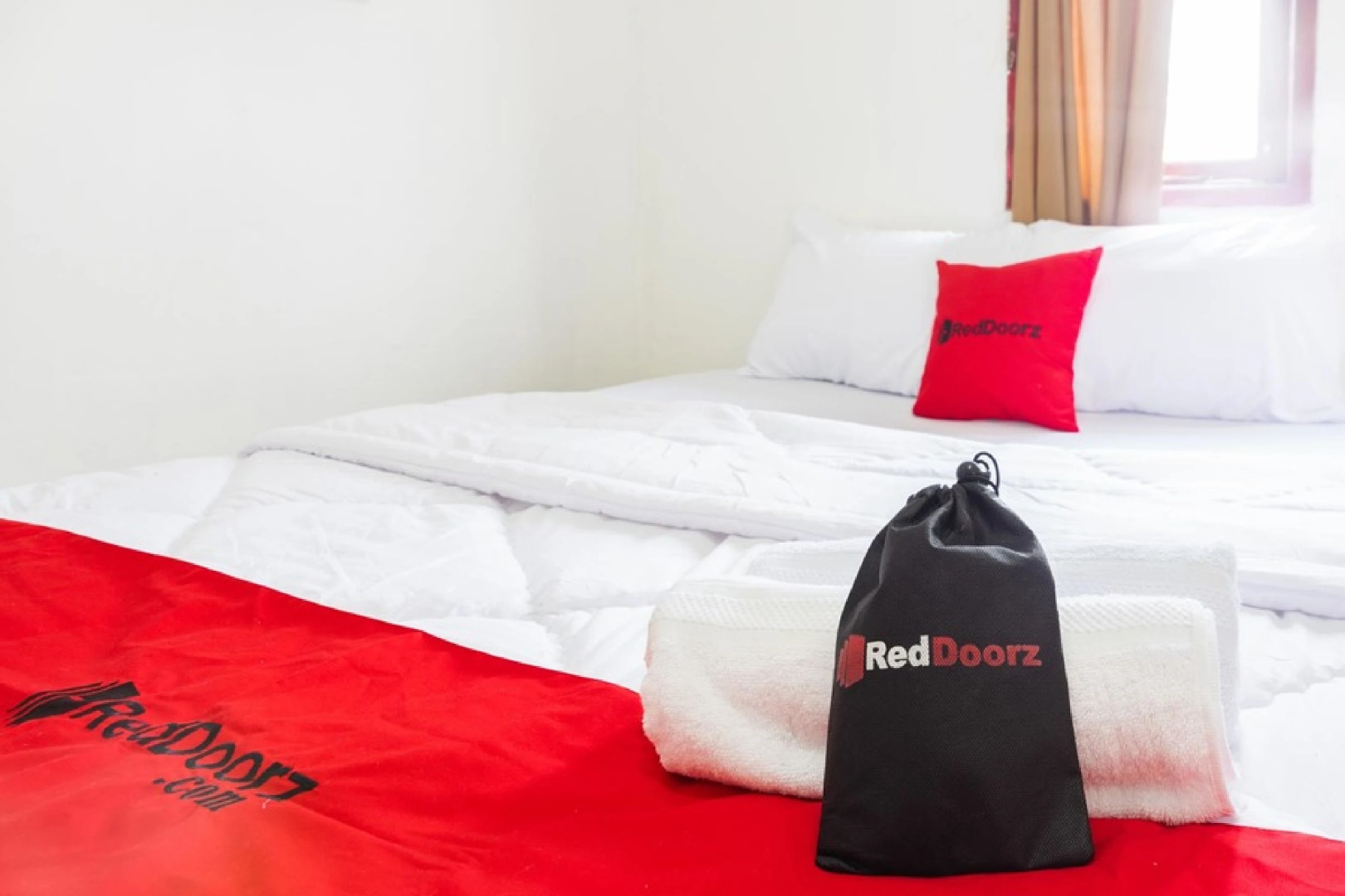 Photo - RedDoorz near Universitas Pamulang