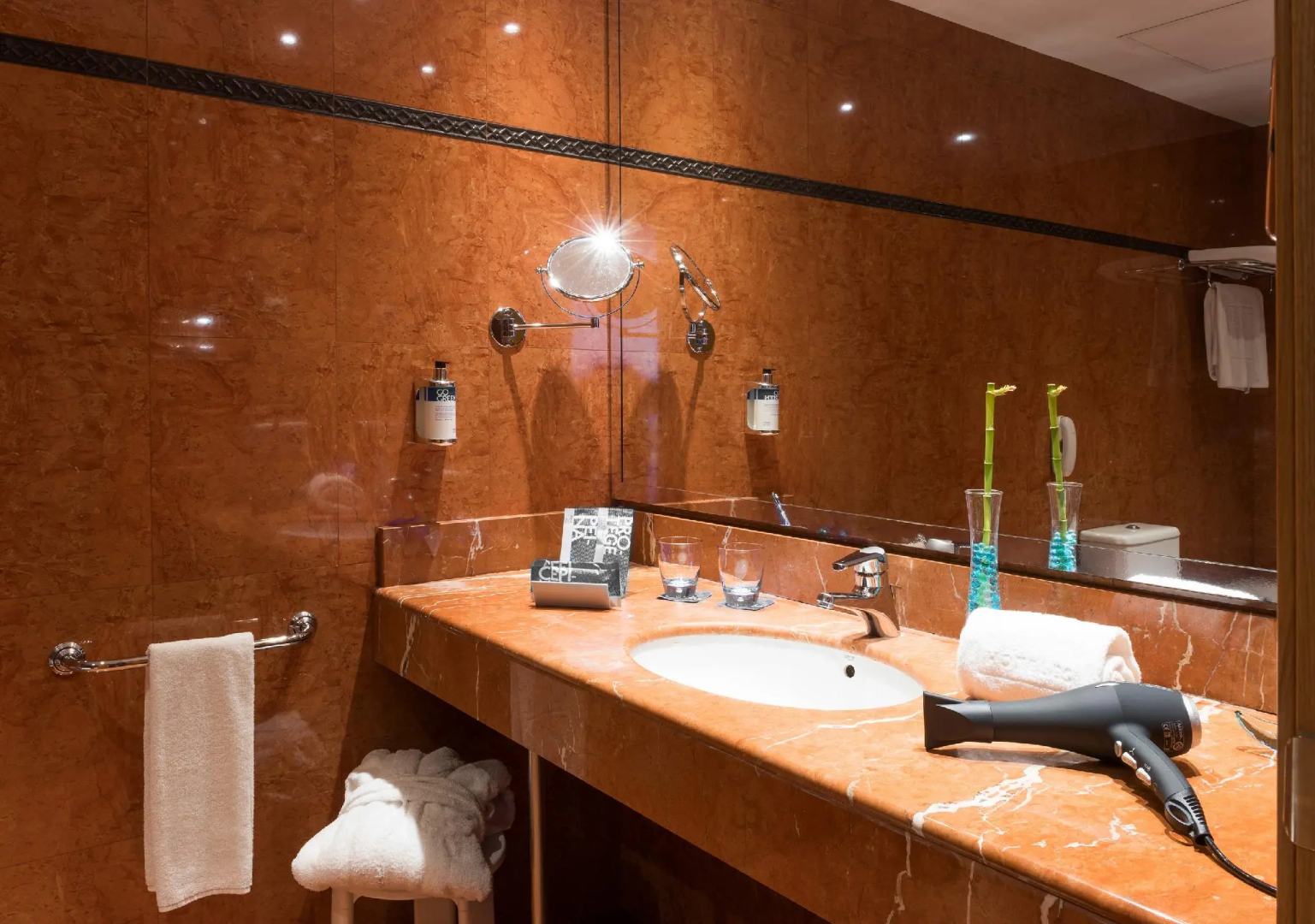 Photo - INNSiDE Valencia Oceanic