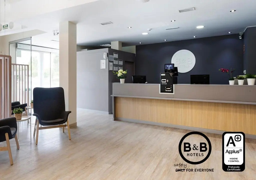 Foto - B&B HOTEL Girona 2