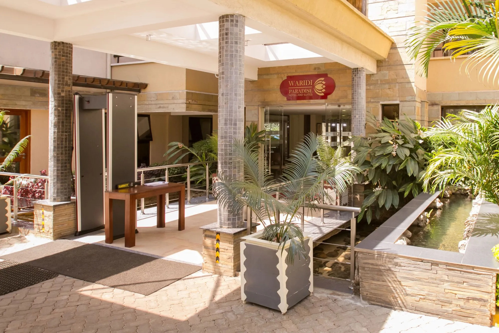 Foto - Waridi Paradise Hotel & Suites