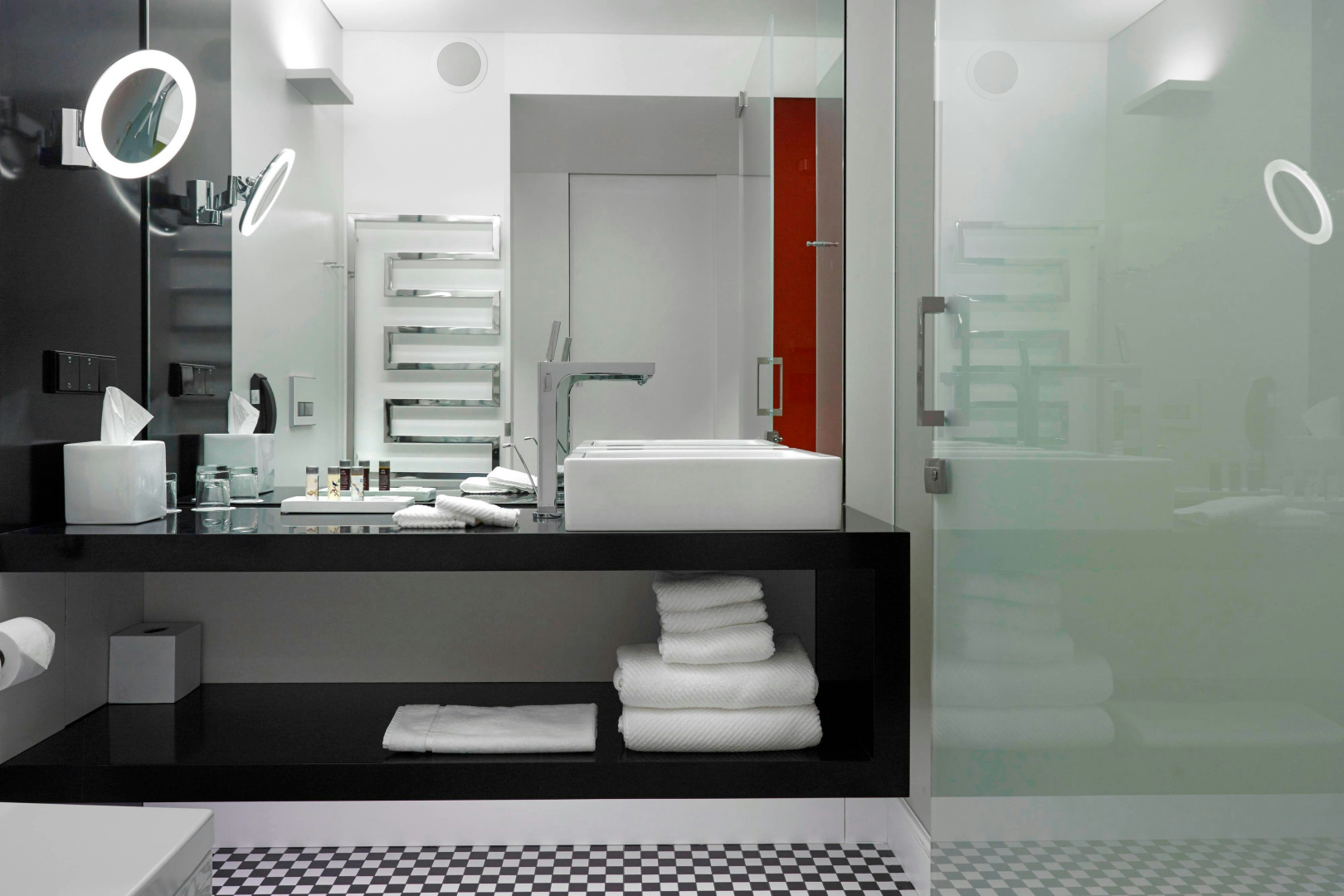 Photo - Renaissance Warsaw Airport Hotel, an Marriott International