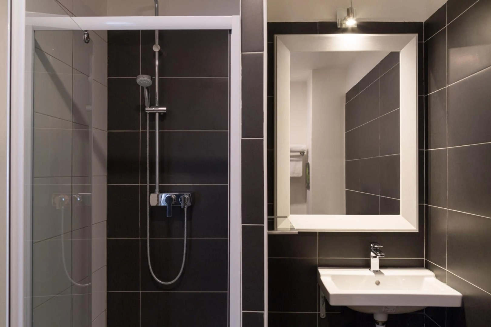 Photo - The Originals City, Marne-la-Vallée Est, Meaux ,GLASSY HOTEL