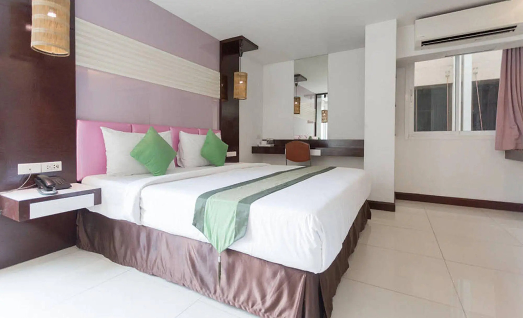 Photo - Cozi Inn Hotel, Bangkok