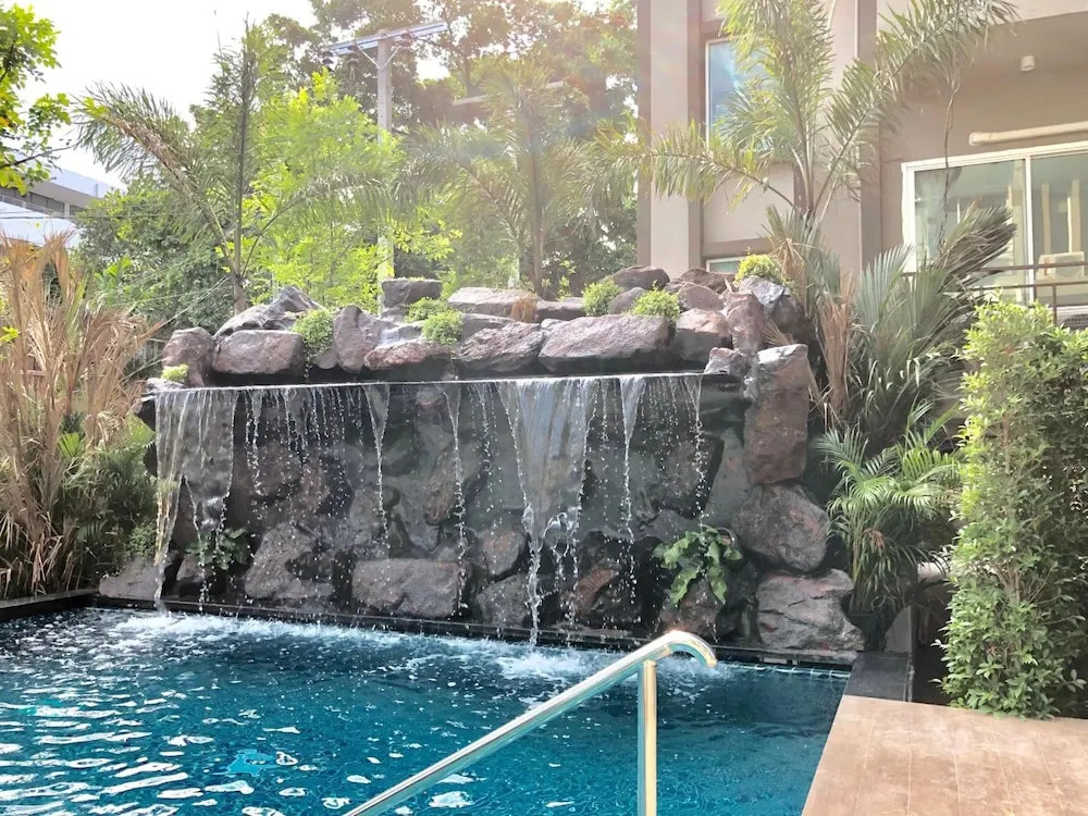 Photo - The Lux Ladprao 10