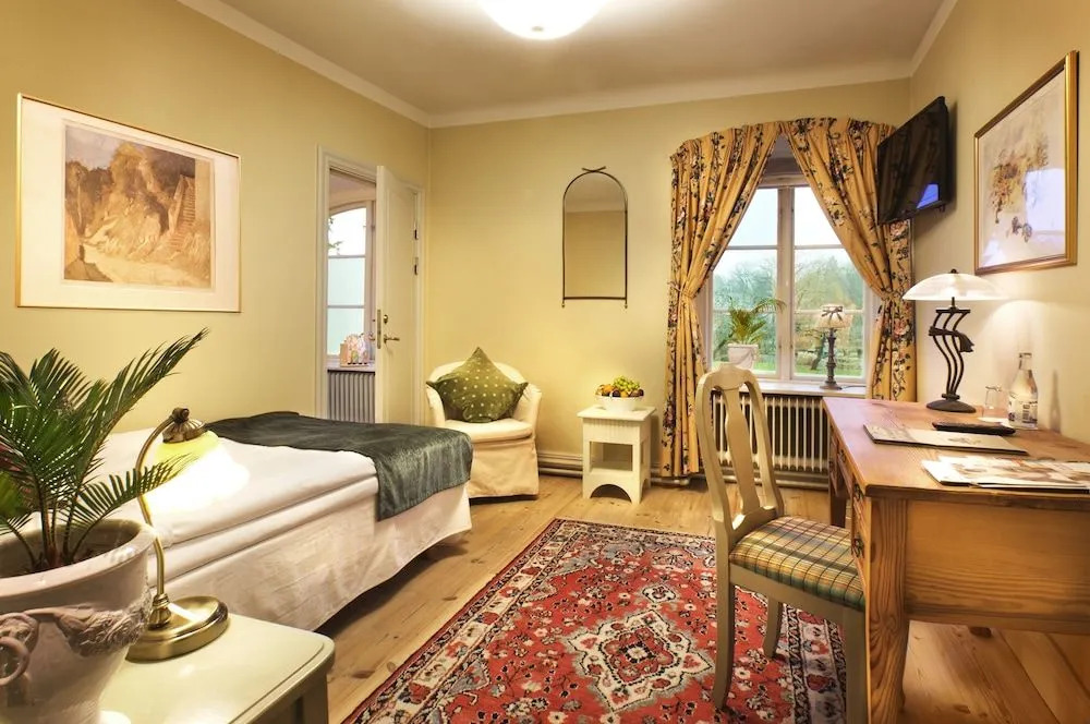 Foto - Åkeshofs Slott