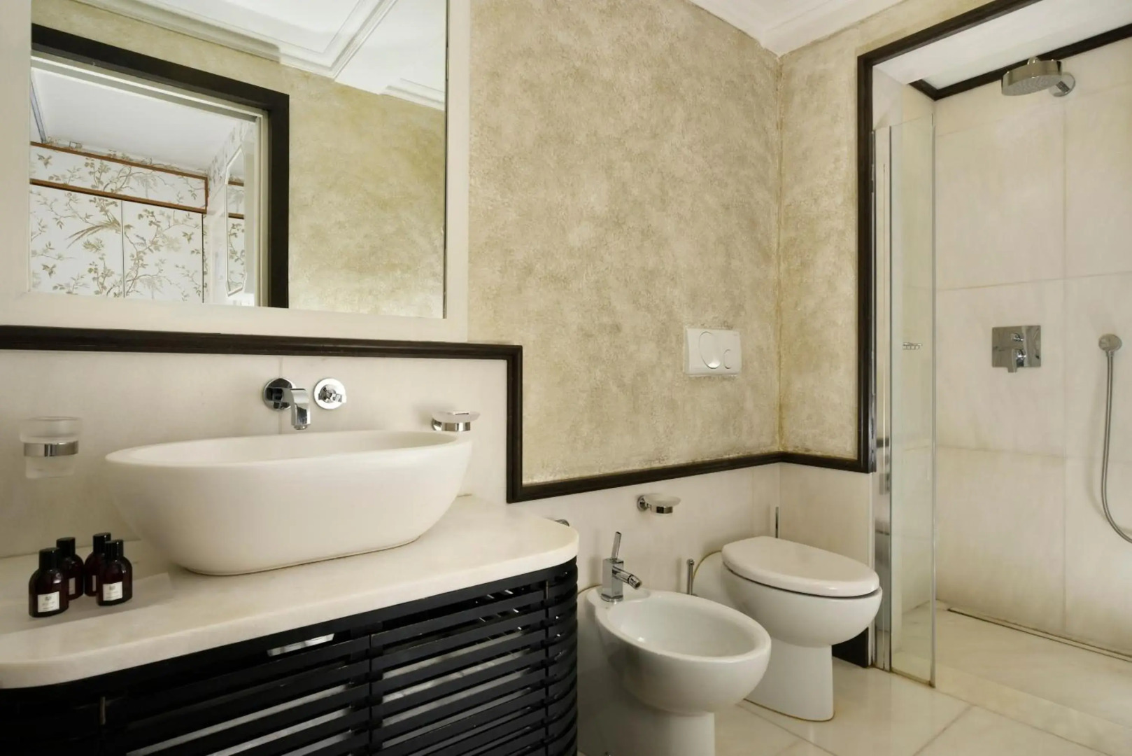 Photo - San Firenze Suites & Spa