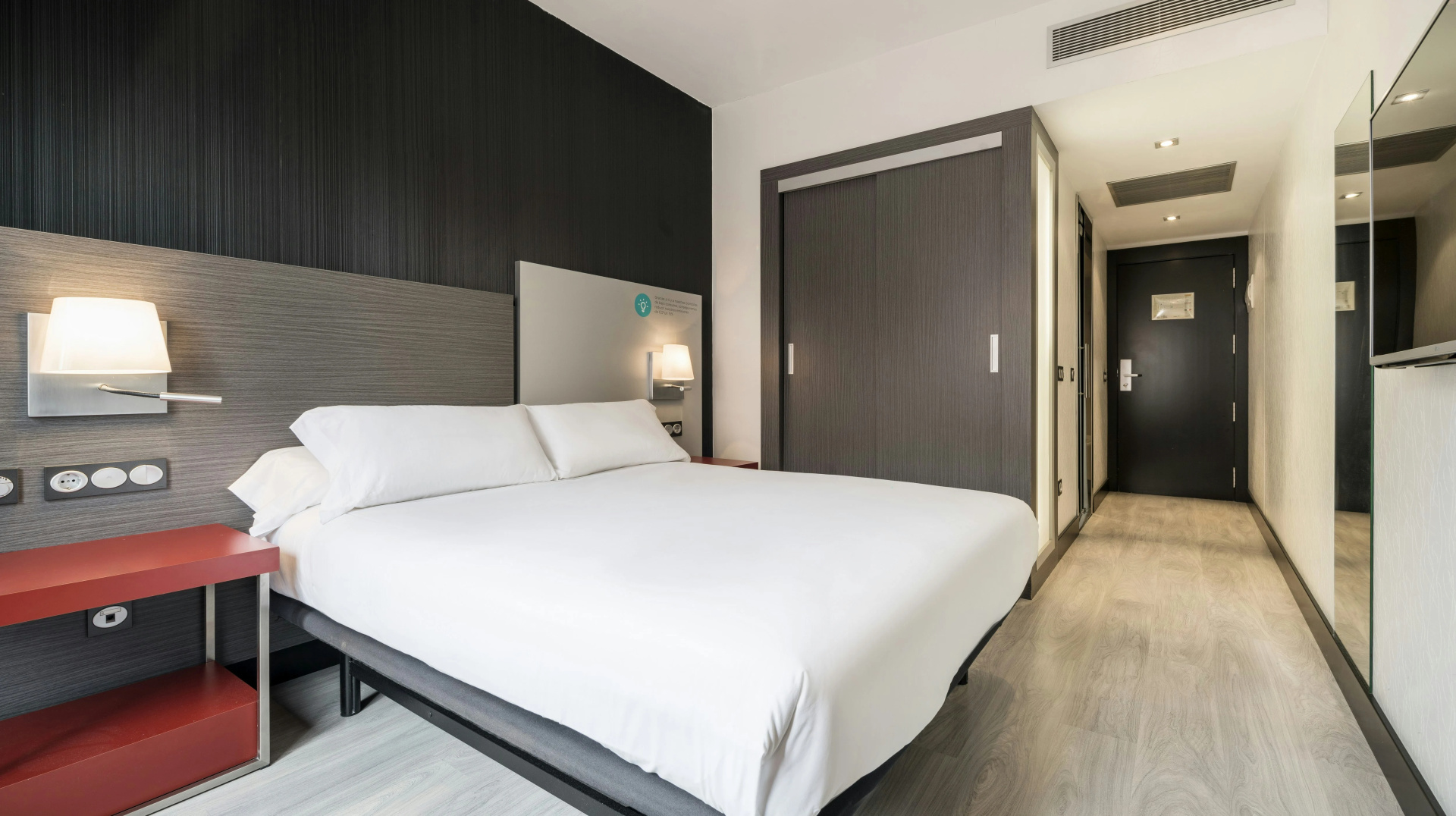 Foto - Ilunion Suites Madrid
