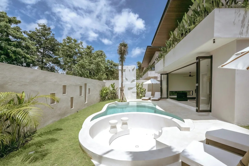 Photo - Villa Bōld x Gold At Bōld- Luxury Villas