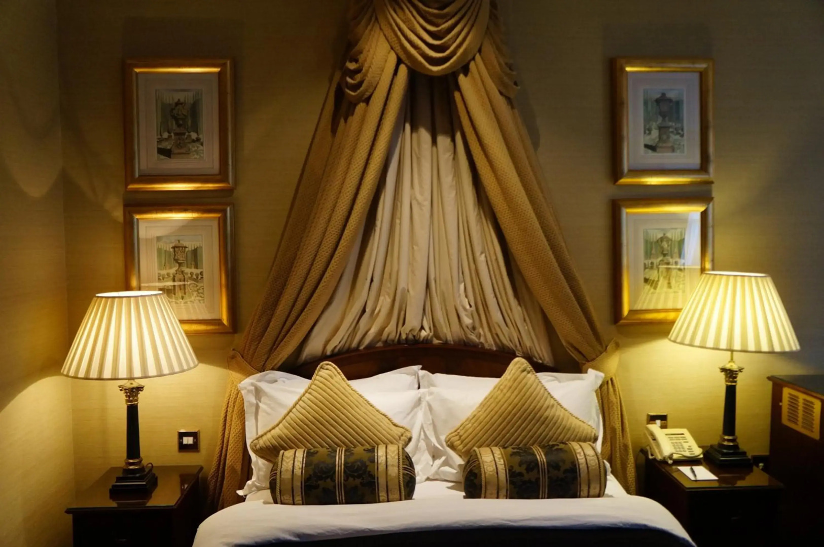 Foto - The Colonnade