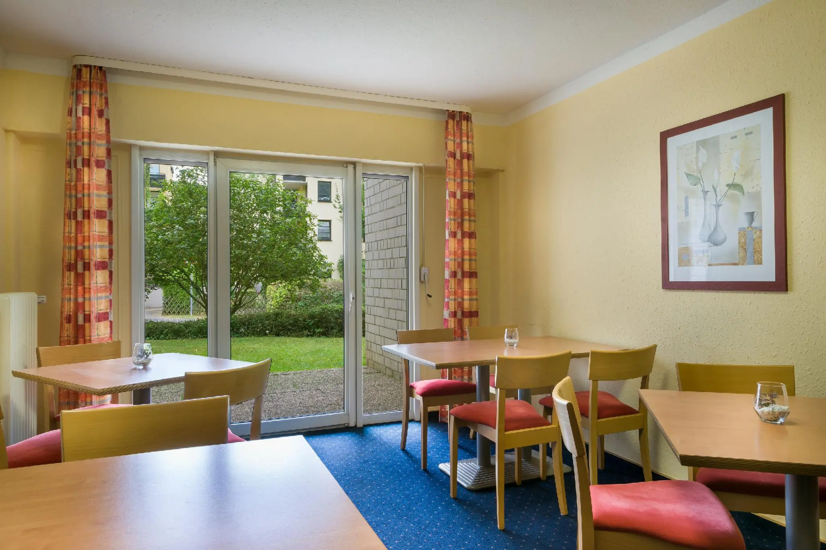 Photo - acora Bonn Living the City