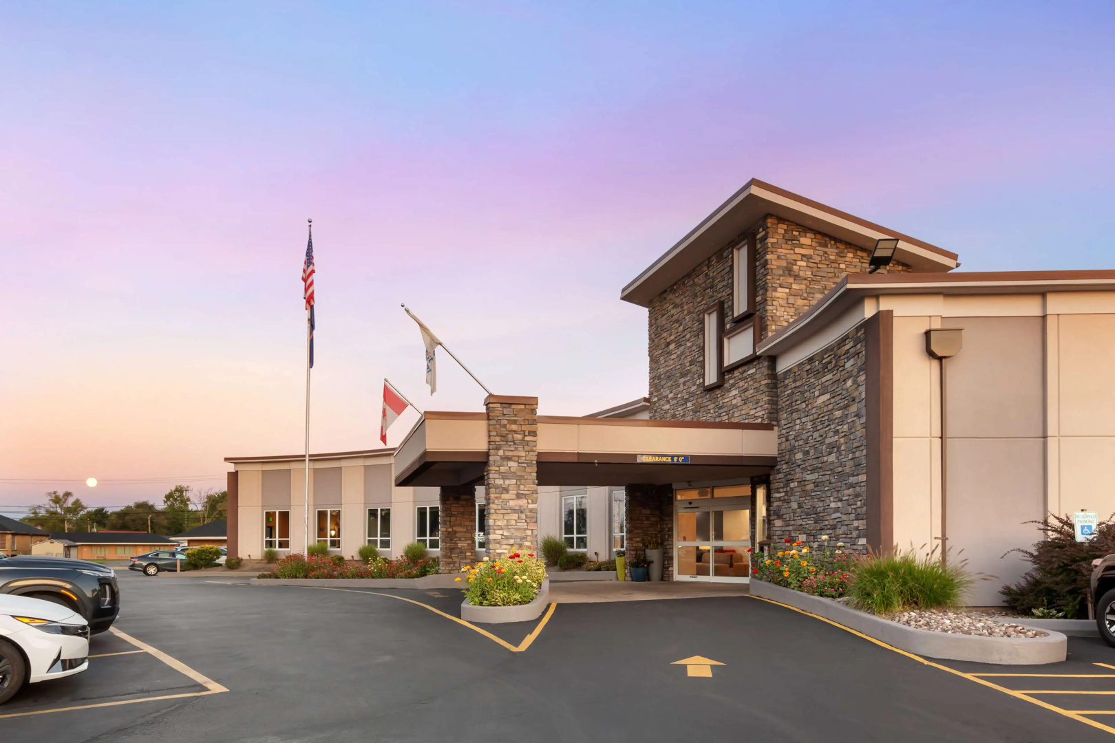 Photo - Best Western Summit Inn