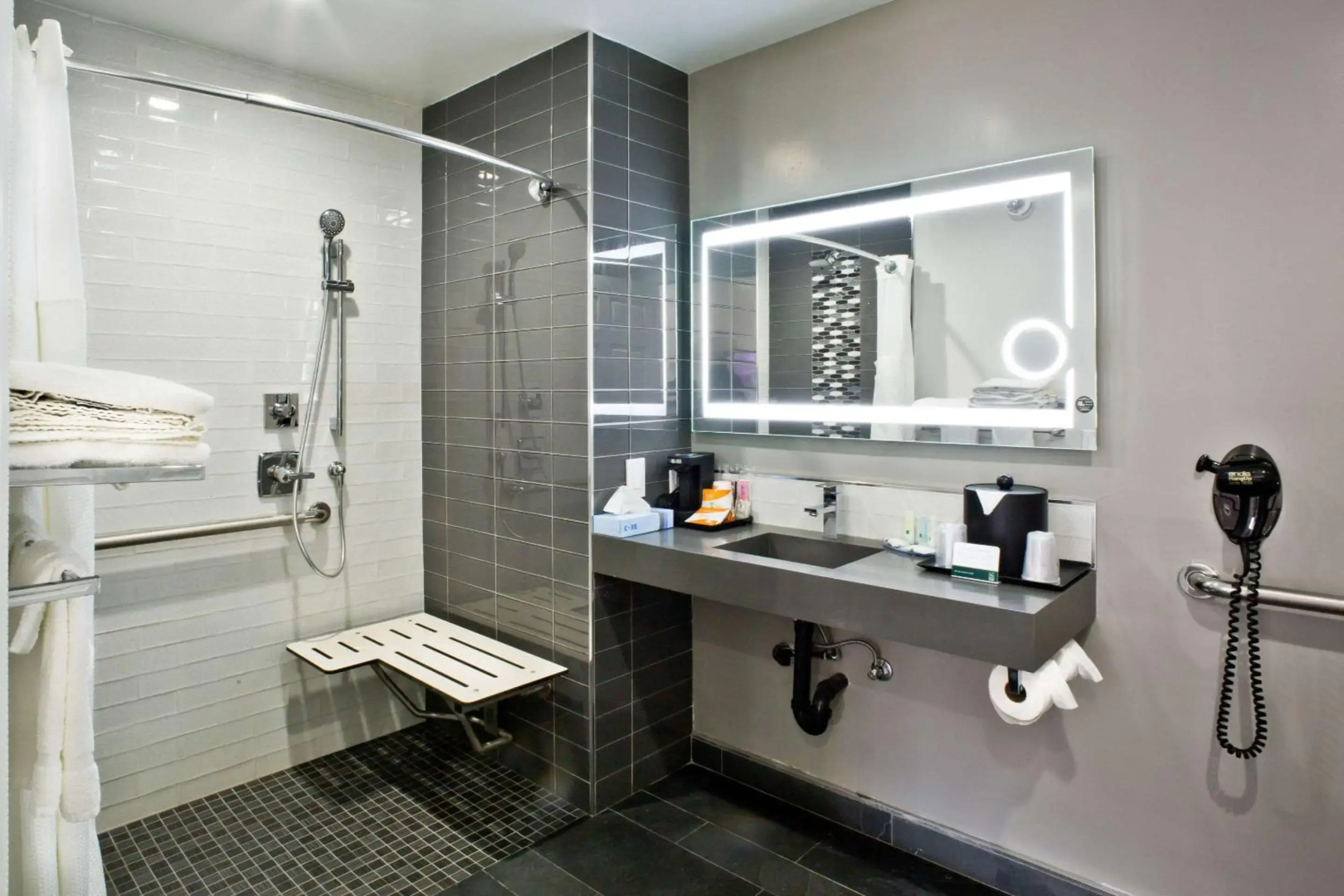 Photo - Bay Area Inn & Suites