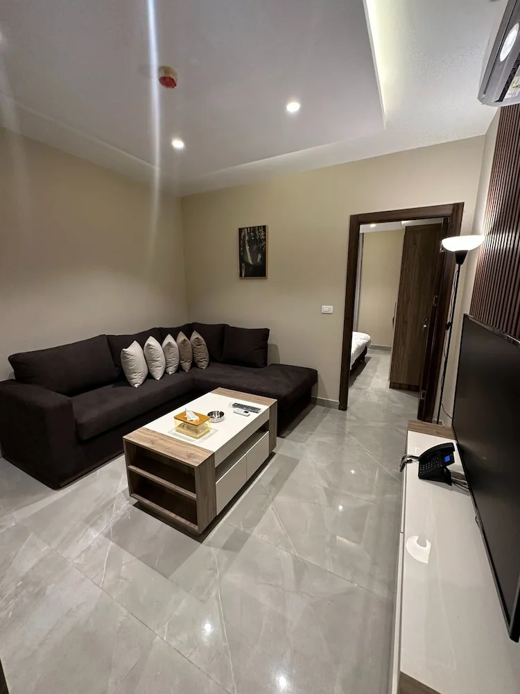 Charming Amman Apartment With Electric Heating & Satellite TV