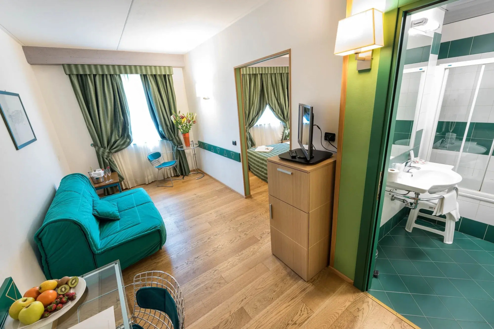 Foto - West Point Airport Hotel