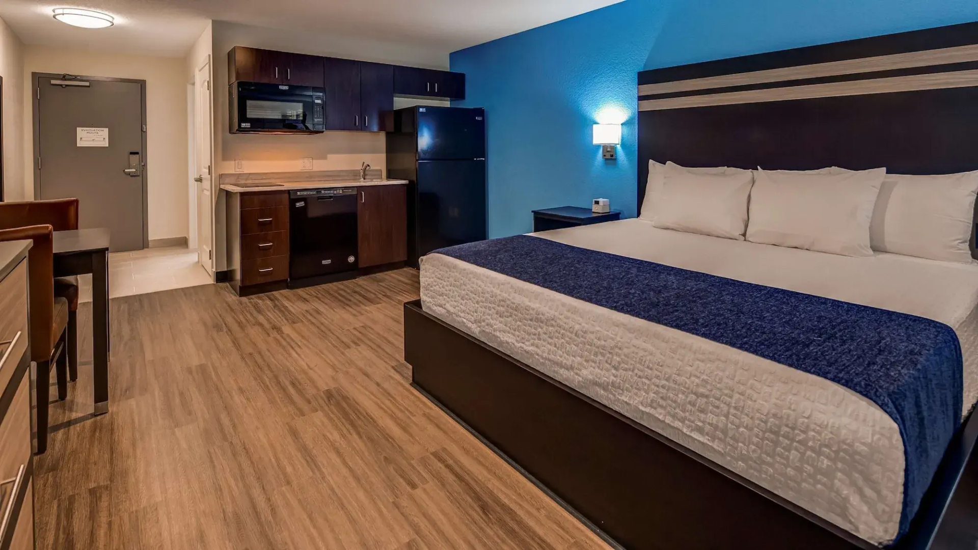 Photo - SureStay Plus Hotel by Best Western Humble