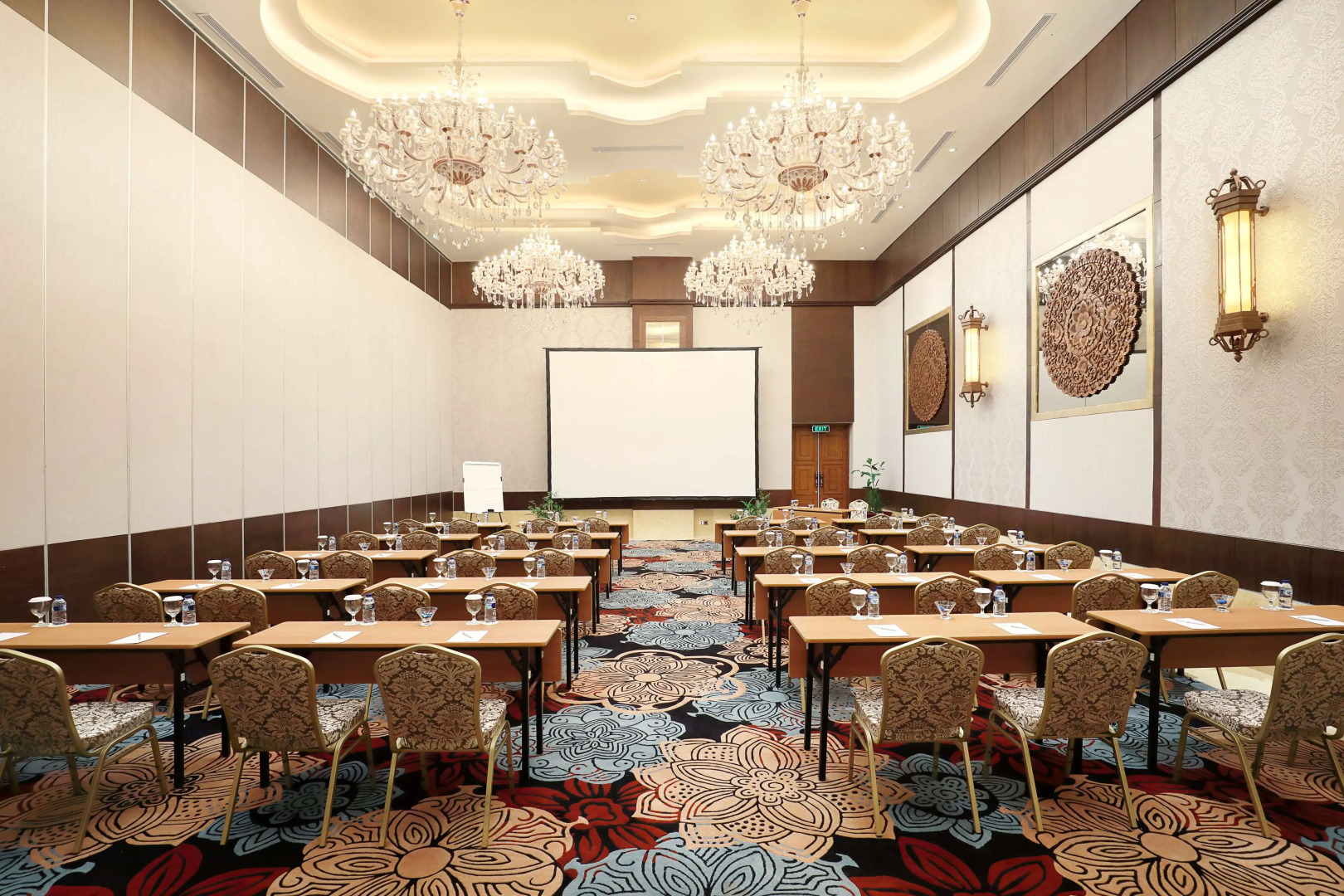 Foto - SereS Springs Resort & Spa, Singakerta