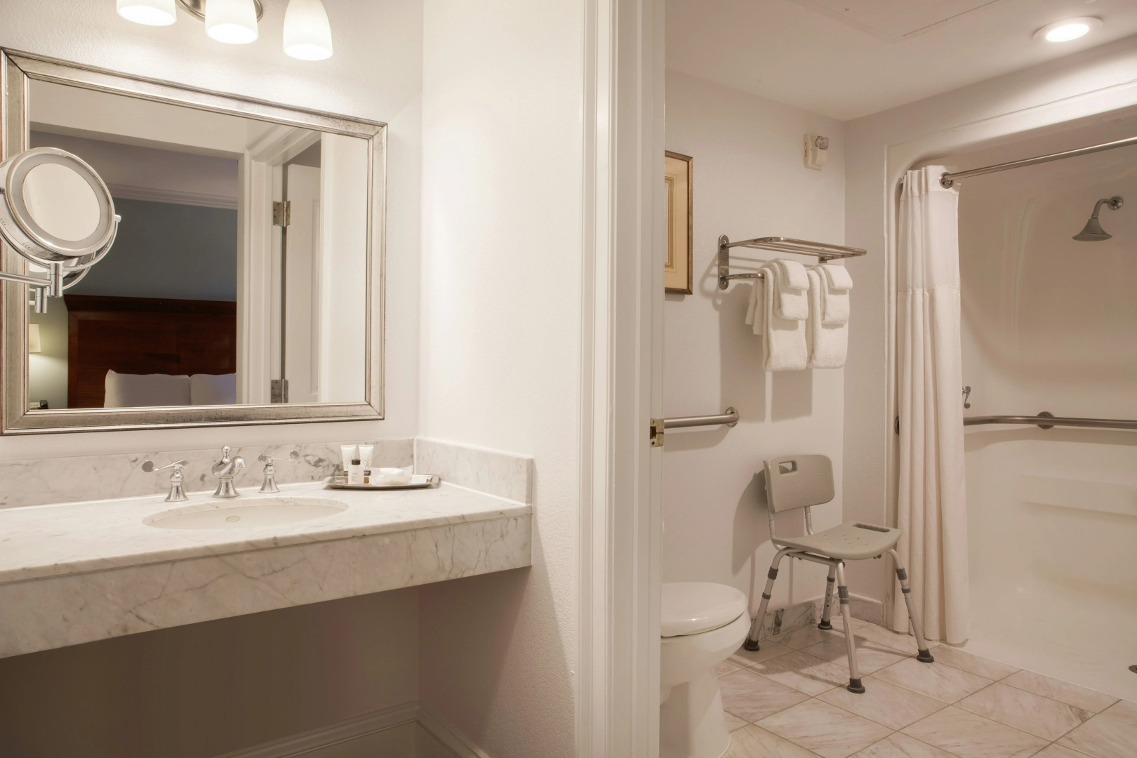Photo - voco St. James Hotel by IHG